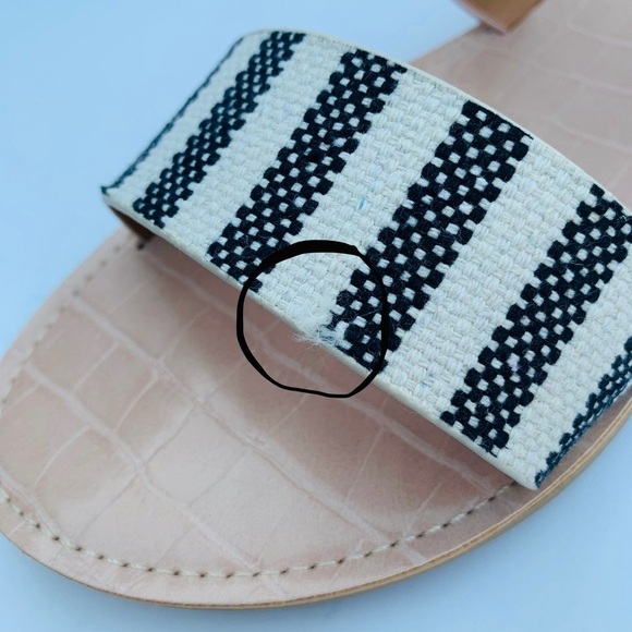 Women Qupid Double Band  Stripped Slip On Black Nude Flat NEW Sandals Size 10 - Picture 7 of 7